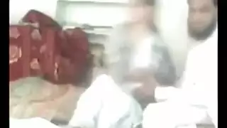 شاب عراقي ساخن يضرب فتاة باكستانية