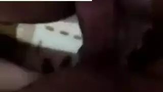 مقطع إباحي: كس محلوق وتدليك عميق بالأصابع