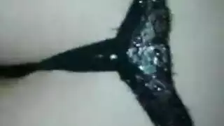 قحبة خليجية تتعرض لضرب قوي من قضيب سعودي