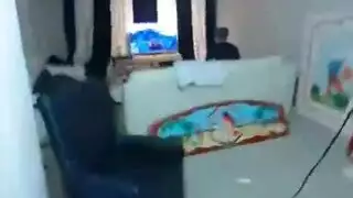 حراميات بين البنات تنتهي بنهاية فوضوية ساخنة