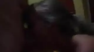 فستان الزفاف يتمزق للجماع الإباحي القاسي
