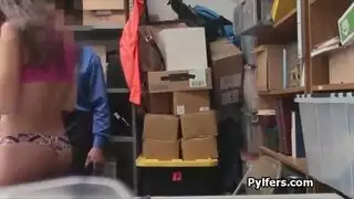 جولف حارس أمن الضرب بالعصا