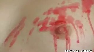 فتاة عابرة ممتلئة سمراء تتوسل للاختراق الشرجي