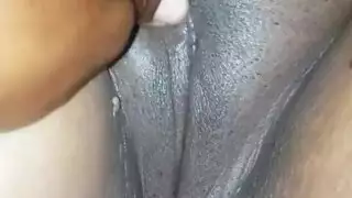 الانحدار الأوروبي: علاقة جنسية جماعية صريحة مع داركستار