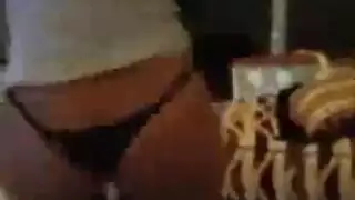 رقص مغربي ساخن يتحول إلى مشهد إباحي مثير