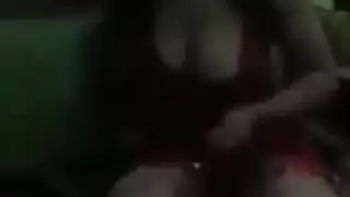 فانتازيا صريحة: عاهرة مغربية تصر على قضيب ضخم