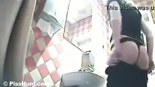 صورة فرج مثير مع بظر منتفخ