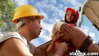 أشرطة سكس حيوانات: رجال يتحولون لوحوش