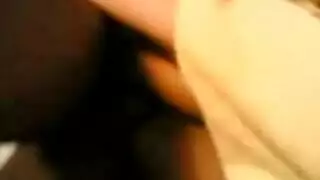 لبنانية تطلب السائل المنوي خلال تصوير فيلم إباحي