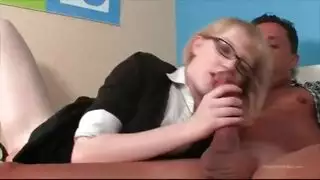 يدخل الزب في خشفت المصريه يخليها تضرط وتتريحه