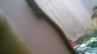 أنجي تخدم سالم ثم تمتلك