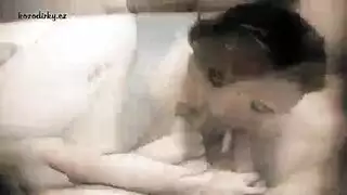 شهوة محبوسة: فيلم إباحي صريح مع راهبات