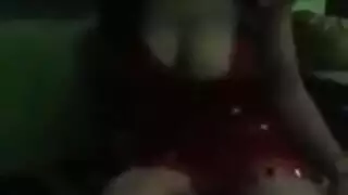 فتاة مغربية في فيديو إكس إكس إكس تطلب عضواً هائلاً