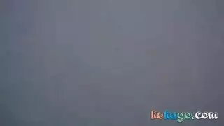 غانغبانغ في الجيم: طالبة مدخنة تأخذ سائل منوي على كل آلة