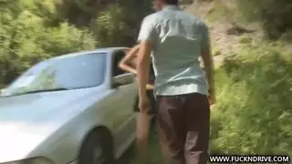 أرداف ضخمة وعمل شرجي قوي وصريح