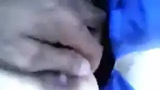 طالبات الجامعة الجدد في علبة جنس جماعي: أصدقاء جدد، جنس عنيف