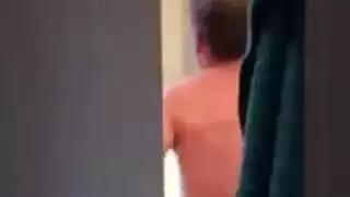 توم المثلي بقضيبه السميك يبحث عن مؤخرة جديدة