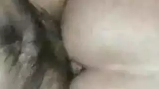 عبد للقضيب الضخم: مُقيد ومُدرَّب للخدمة المطيعة