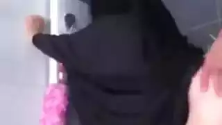 نيك بنات من السباك في المنزل