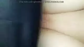 إيلاج ثلاثي: إيلاج مزدوج قاسي مع تقبيل شغوف