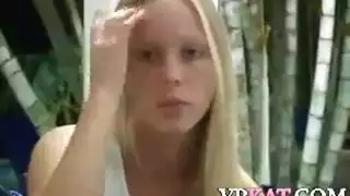 خجول في سن المراهقة الدهون الصفحة الرئيسية