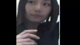 بورن سمراء موشومة: شاب مفلس يستمني بخشونة