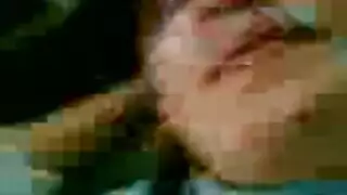 الرجل التركي ينكح بقوة في جماع جماعي صريح في ألمانيا