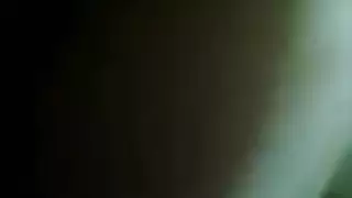 تصرخ وتقول نكني