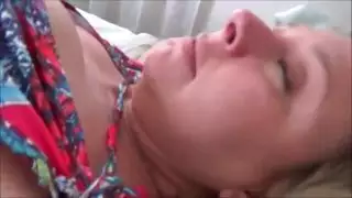 أفلام جنسية سفاح القربى بن ناك أمة في xnxxmom