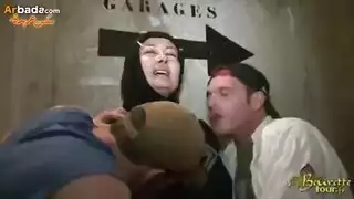 ‫قصص جنسية قوية على السلم مع جارة محجبة مثيرة‬