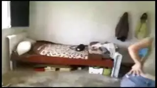 محجبة مصرية تتعرض لاختراق مزدوج في فيلم إباحي