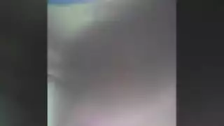 تجعل مديرها ينيكها من الجل العمل وهي ساخنة