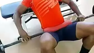 بالسلاسل سميك لاعبة جمباز