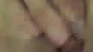ضعف المتعة: فرجان مغطيان بالسائل المنوي