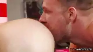 الكلبة شد الشعر نجوم البورنو