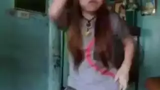 اللفة الرقص القوطي سخيف