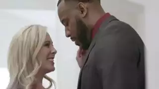 الممرضةتغيس ضغط ازب