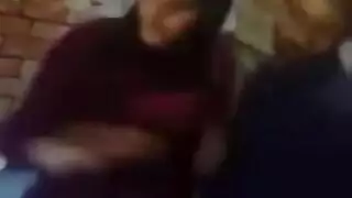 بوس و تقفيش فى الزريبة البت بتحبه و سايباه يعمل اللى هو عايزه