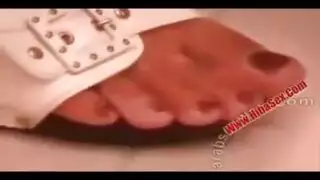 جسم ابيض وشعر اسود