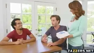 سكسي تهتدي ام صاحبه نيكه تهدي الفيدو