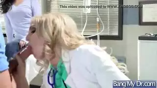 جمال القضيب الكبير دائمًا مستعد للمتعة الإباحية