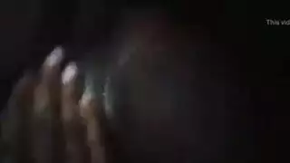 مشهد إكس إكس إكس: تدمير فتحات سمراء متعرجة