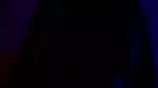 تدليل شرجي صعب يجبر مراهقة آسيوية على الصراخ من المتعة