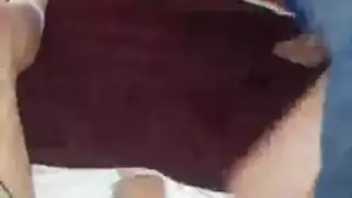 خسرت ساندرا إنك رهانًا واضطرت إلى الدفع مقابل كل من اللسان والجنس الخشن