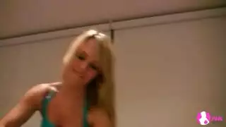 عاهرات يابانيات يتم تعريضهن تجميع جنس عنيف