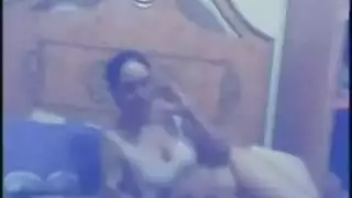 جنس مع مصرية ذات أثداء كبيرة