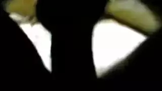 عربية شابة ساخنة تأخذ جنس وجهاً وتُملأ بالسائل المنوي