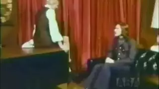جوهرة أفلام إباحية قديمة: معلم أجنبي يعلم الطالبات الراغبات الجنس الشرجي
