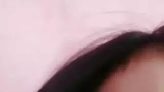 بورنو غرفة الملابس: فتاة ساخنة تستمني وتأخذ قذفًا داخليًا