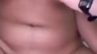 فحل عربي ينيك زوجته وأختها المراهقة في نيك جماعي ساخن
